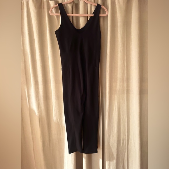 Old navy one piece work out jumper - Picture 2 of 3